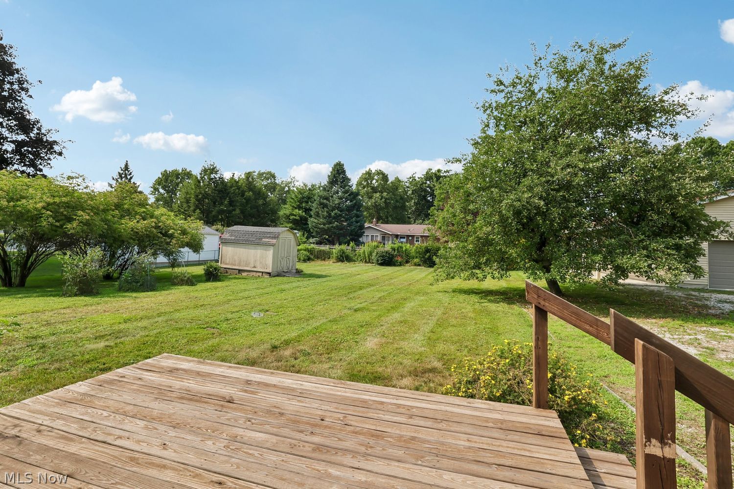 3831 Hugh Street NW Uniontown OH 44685