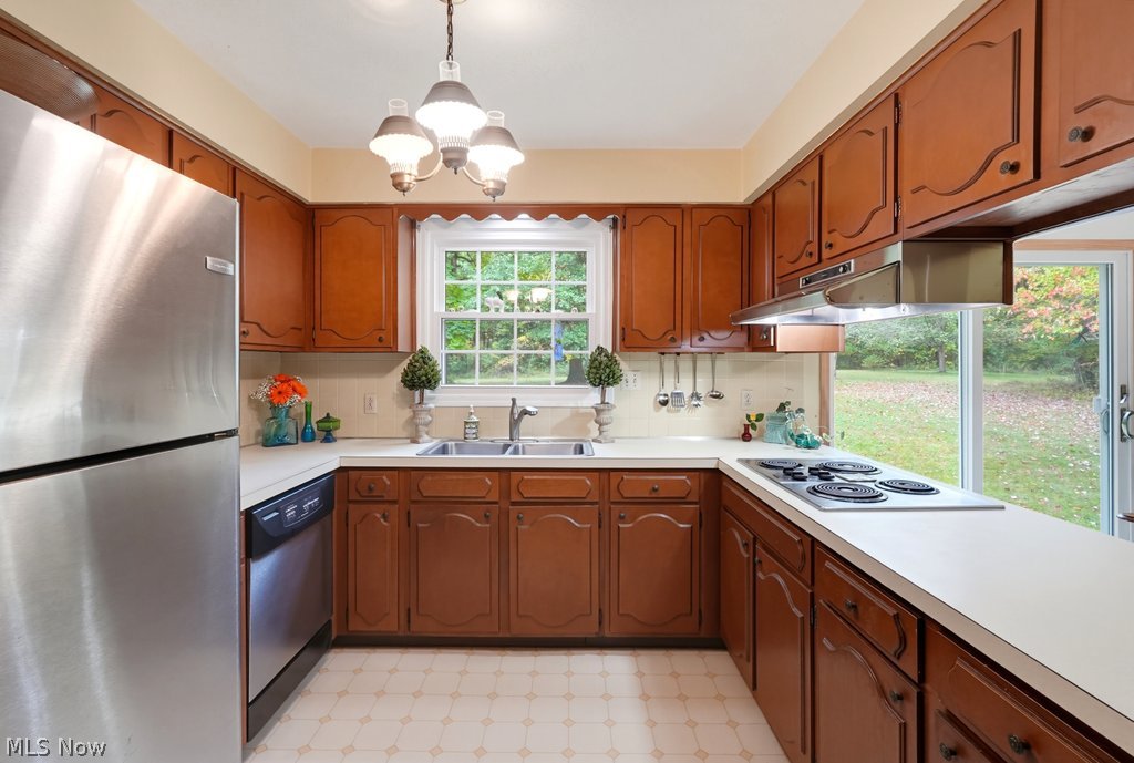 206 Hiram College Drive Sagamore Hills OH 44067