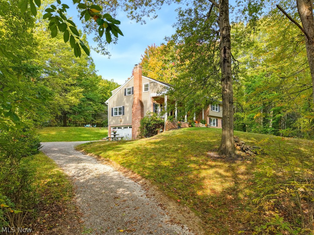 206 Hiram College Drive Sagamore Hills OH 44067