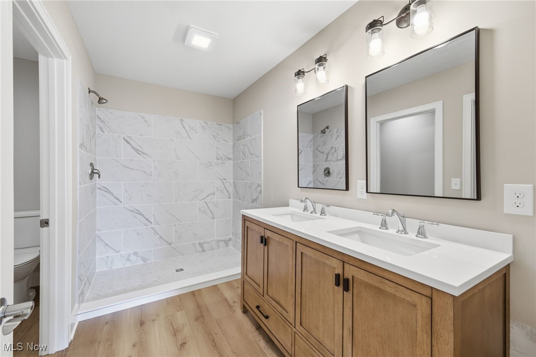 1086 Saint Andrews Akron OH 44312