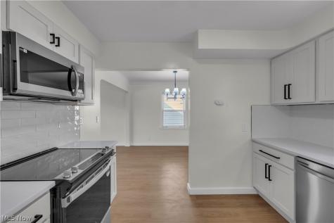 28000 Coolidge Drive Euclid OH 44132