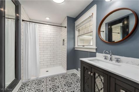 400 Apple Blossom Lane Bay Village OH 44140