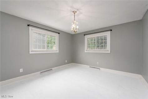 400 Apple Blossom Lane Bay Village OH 44140