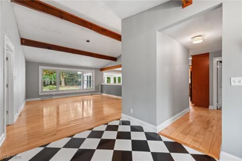 400 Apple Blossom Lane Bay Village OH 44140