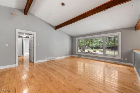 400 Apple Blossom Lane Bay Village OH 44140