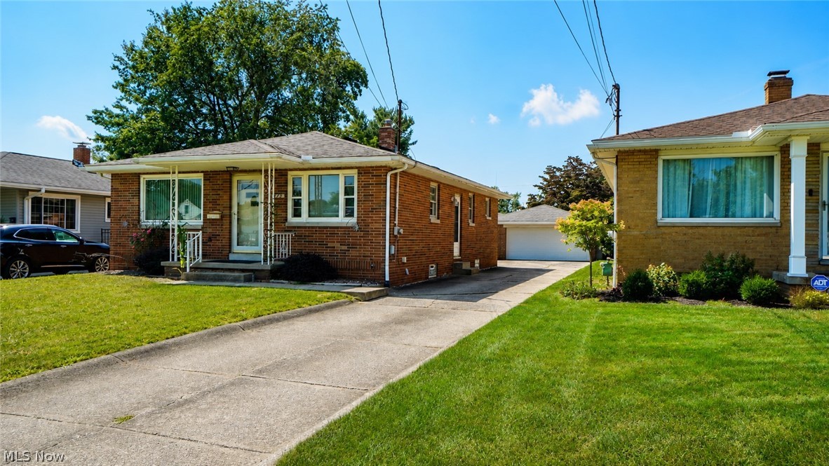 612 Ingalls Road Akron OH 44312