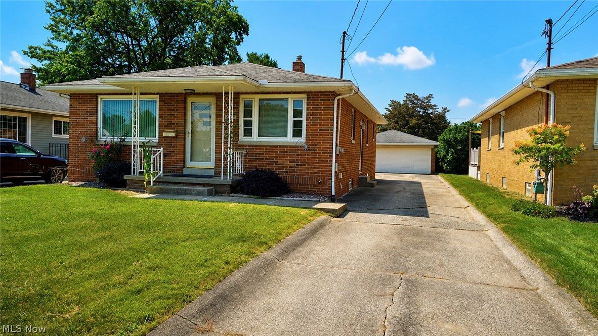 612 Ingalls Road Akron OH 44312