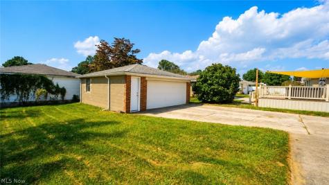 612 Ingalls Road Akron OH 44312
