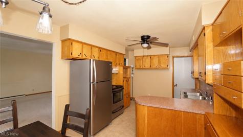 612 Ingalls Road Akron OH 44312