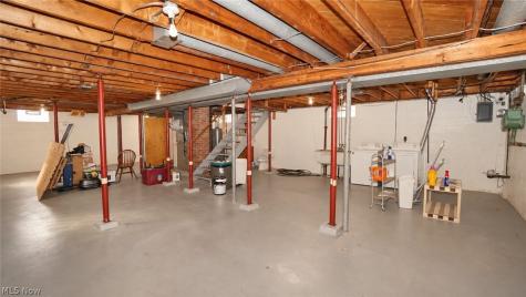 612 Ingalls Road Akron OH 44312