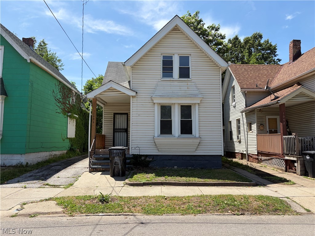 1096 E 72nd Street Cleveland OH 44103