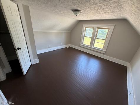 1096 E 72nd Street Cleveland OH 44103