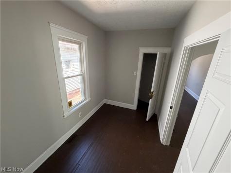 1096 E 72nd Street Cleveland OH 44103