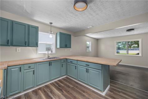 311 Brandtson Avenue Elyria OH 44035