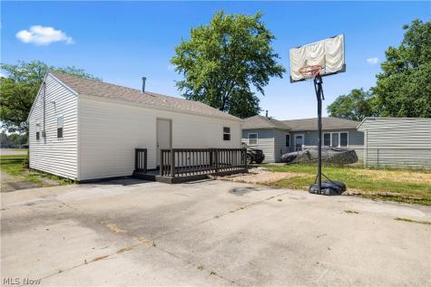 311 Brandtson Avenue Elyria OH 44035
