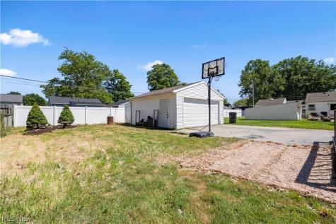 311 Brandtson Avenue Elyria OH 44035