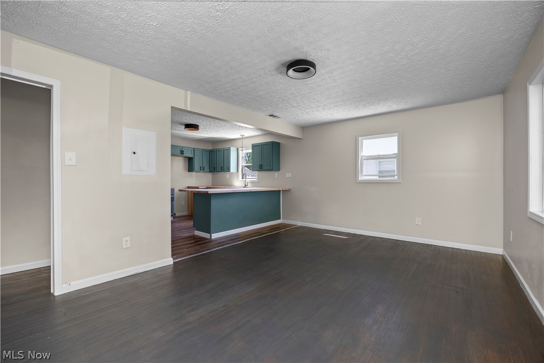 311 Brandtson Avenue Elyria OH 44035
