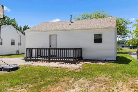 311 Brandtson Avenue Elyria OH 44035