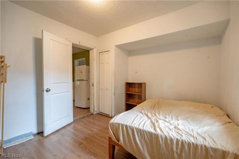 1336 Sparhawk Avenue Akron OH 44305
