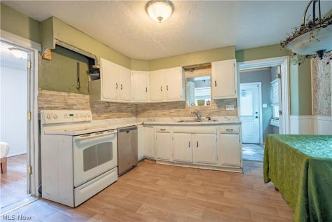 1336 Sparhawk Avenue Akron OH 44305