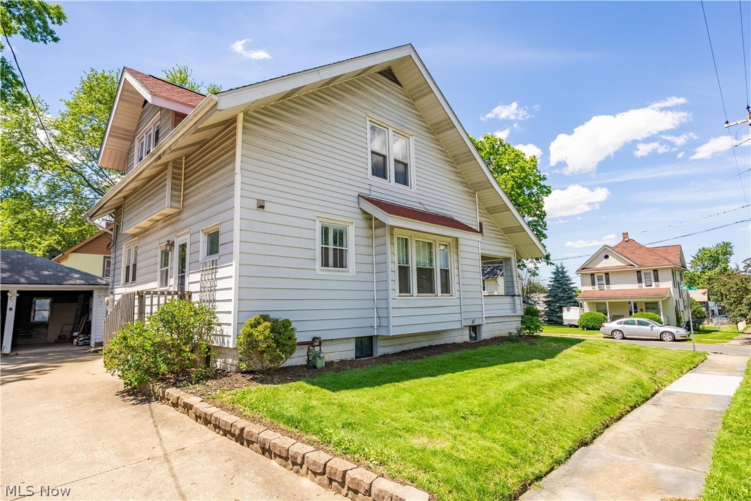 302 Park Street Orrville OH 44667