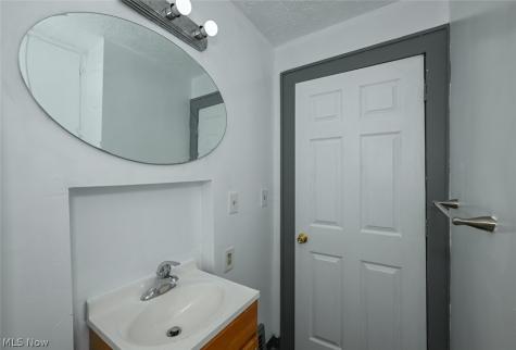 1300 Weiser Avenue Akron OH 44314