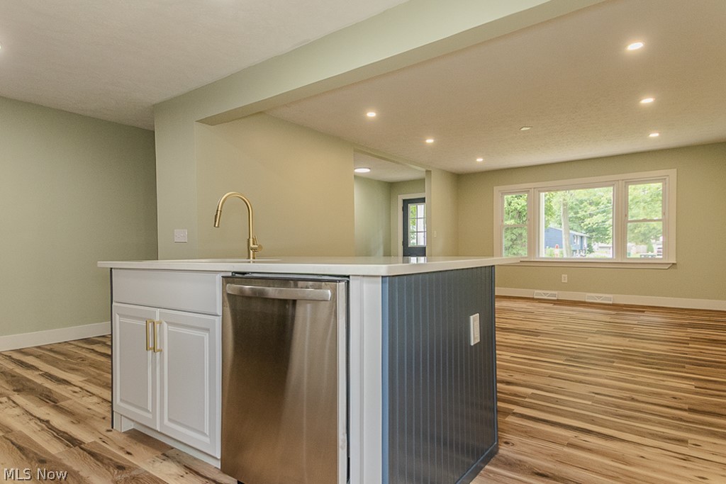1729 Falkirk Road Madison OH 44057