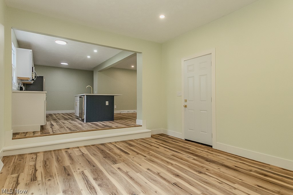 1729 Falkirk Road Madison OH 44057