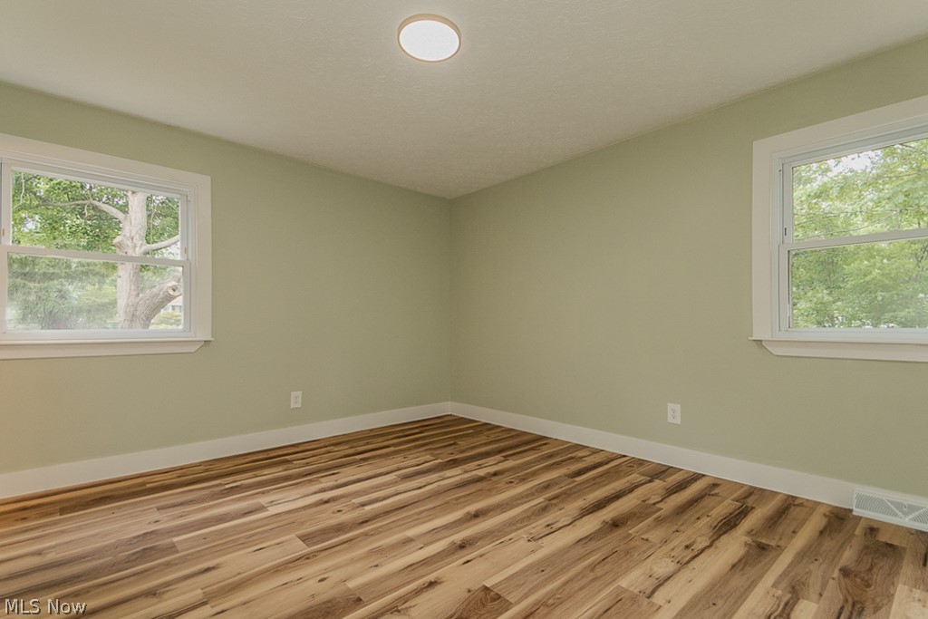 1729 Falkirk Road Madison OH 44057