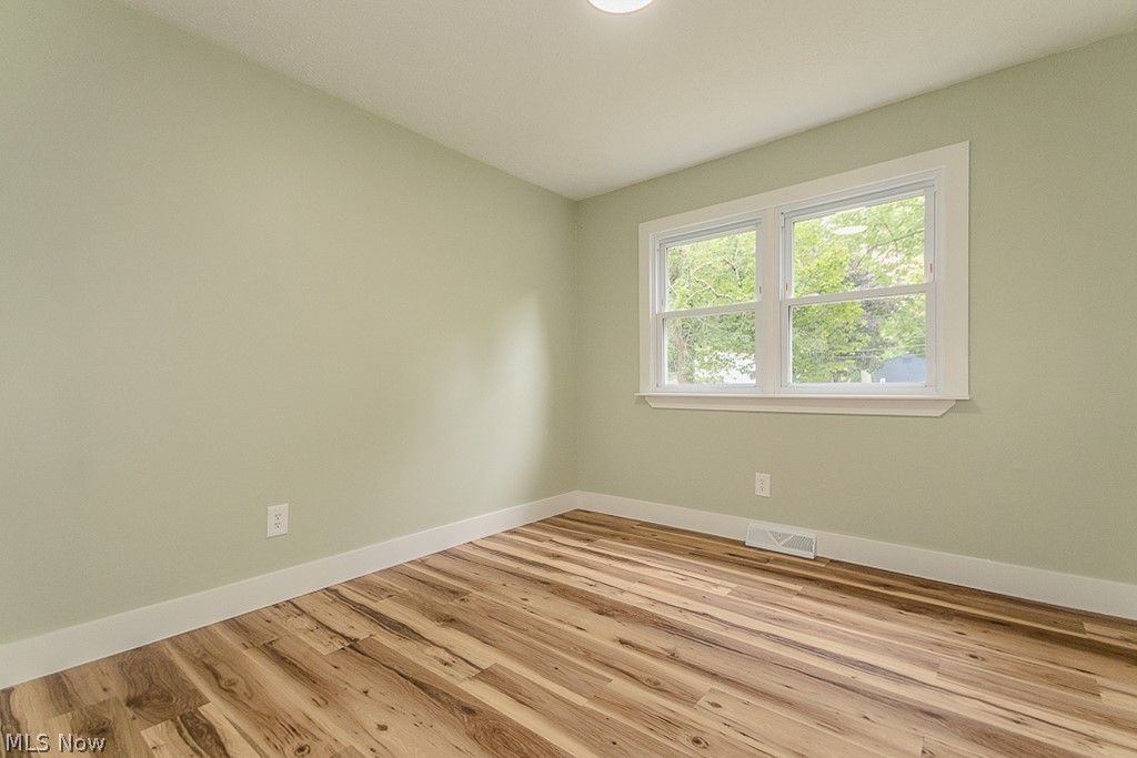 1729 Falkirk Road Madison OH 44057