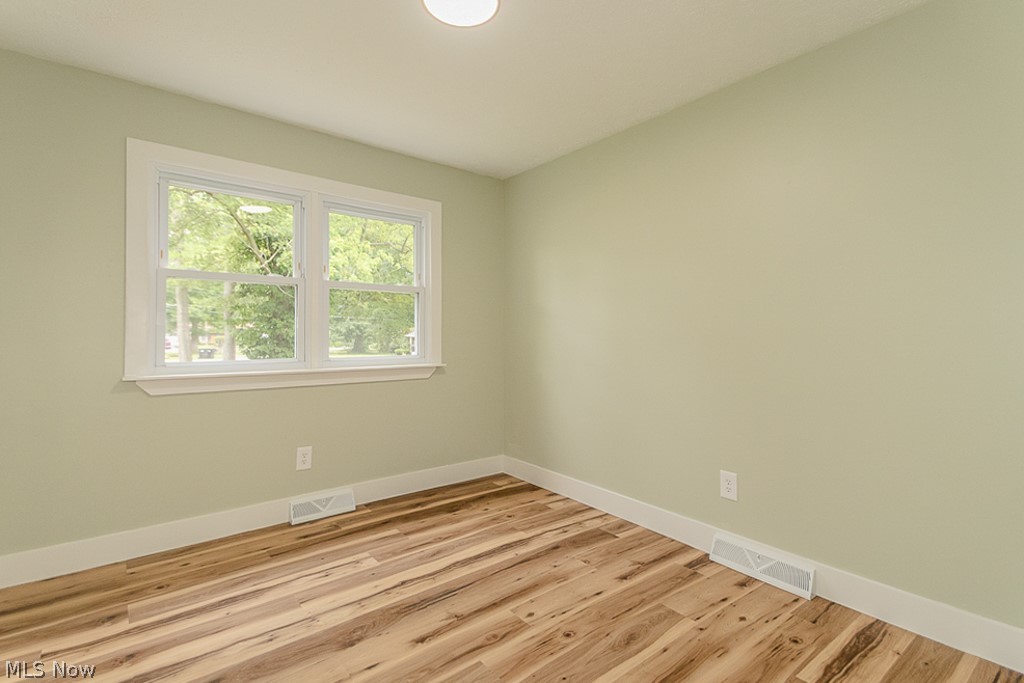 1729 Falkirk Road Madison OH 44057
