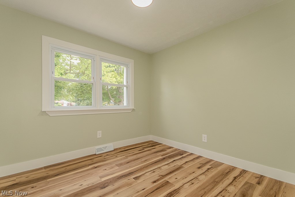 1729 Falkirk Road Madison OH 44057