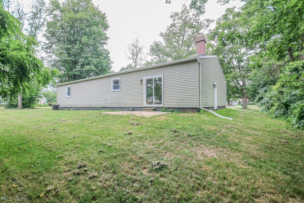1729 Falkirk Road Madison OH 44057