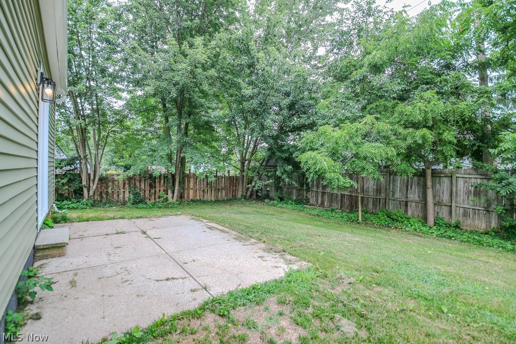 1729 Falkirk Road Madison OH 44057