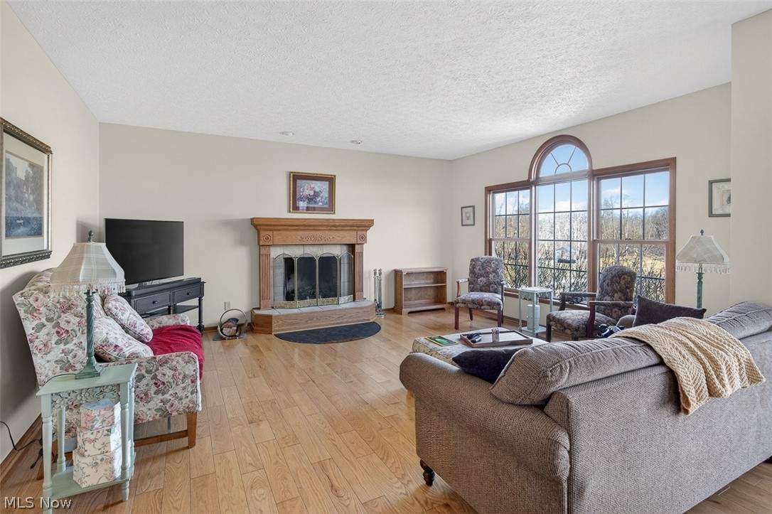 9265 Georgetown Street Louisville OH 44641