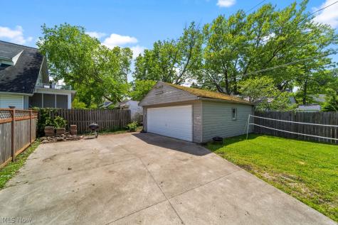 14001 Clifton Boulevard Lakewood OH 44107