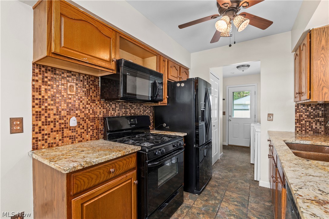 369 White Oak Drive Elyria OH 44035