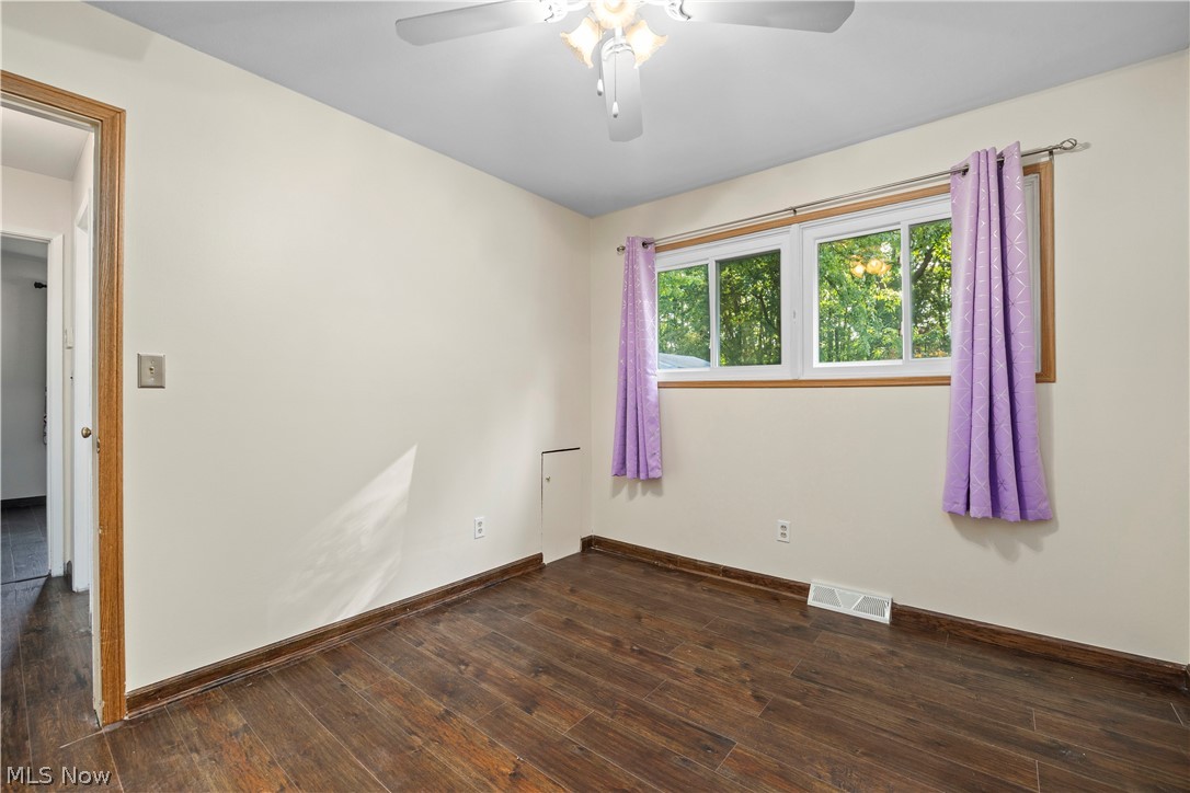369 White Oak Drive Elyria OH 44035