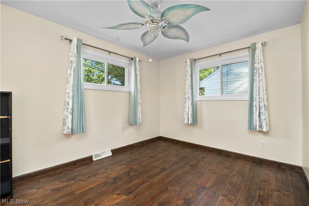 369 White Oak Drive Elyria OH 44035