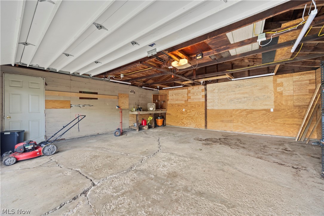 369 White Oak Drive Elyria OH 44035