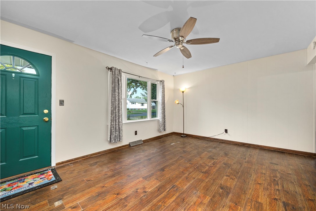 369 White Oak Drive Elyria OH 44035