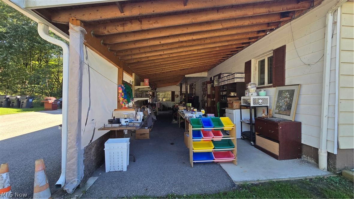 14487 Mahoning Avenue Lake Milton OH 44429