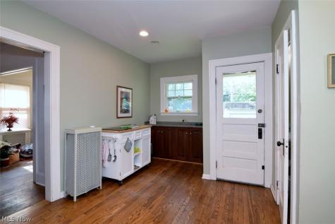 3812 Summit Park Road Cleveland Heights OH 44121