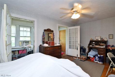 3812 Summit Park Road Cleveland Heights OH 44121