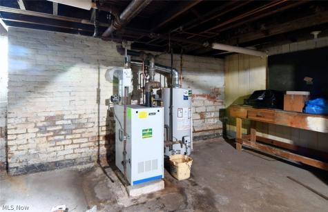 3812 Summit Park Road Cleveland Heights OH 44121