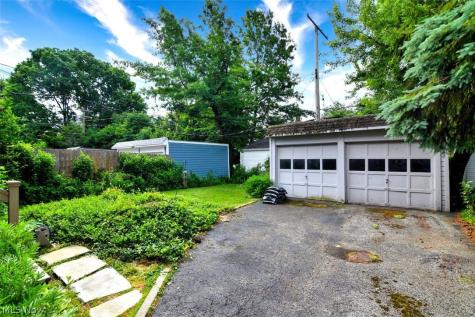 3812 Summit Park Road Cleveland Heights OH 44121