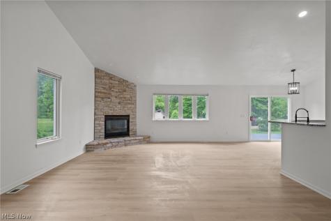 710 Erie Road Eastlake OH 44095