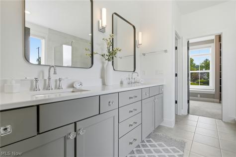 3716 Braemar Drive Broadview Heights OH 44147
