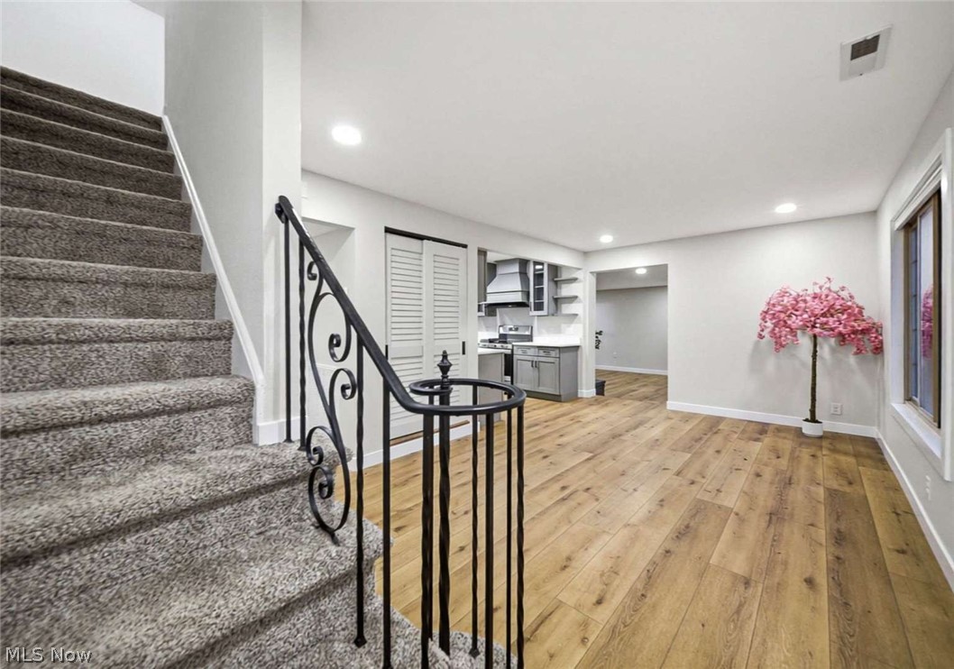 262 E 324th Street Willowick OH 44095