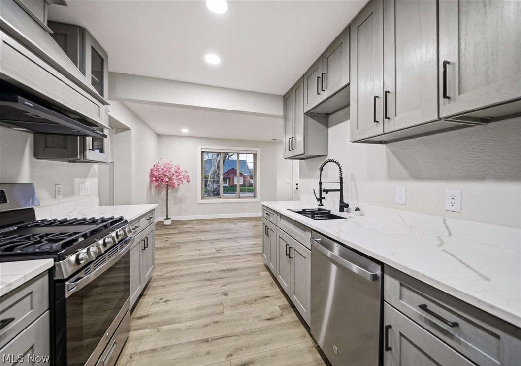 262 E 324th Street Willowick OH 44095